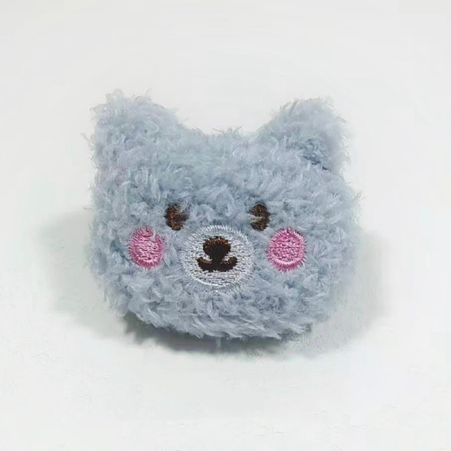 Fluffy Brooch